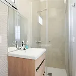 Rooftop Sea View With Jacuzzi And A/c דירה *