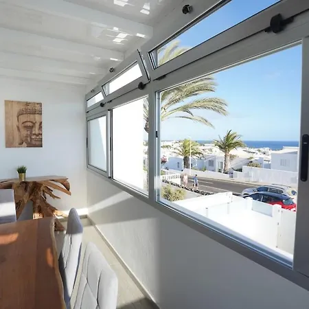 Apartment Rooftop Sea View With Jacuzzi And A/c Puerto del Carmen (Lanzarote)