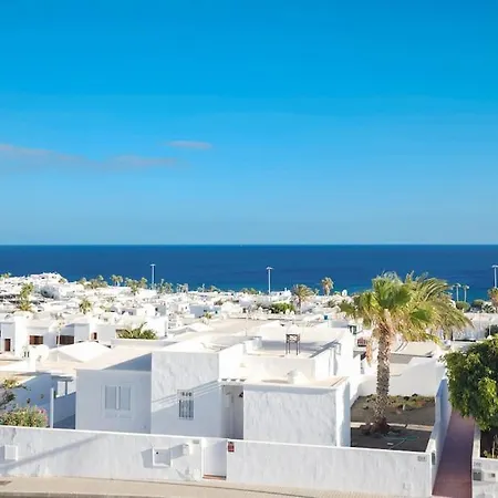 Rooftop Sea View With Jacuzzi And A/c Lägenhet