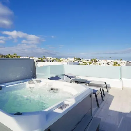 Rooftop Sea View With Jacuzzi And A/c Lägenhet *