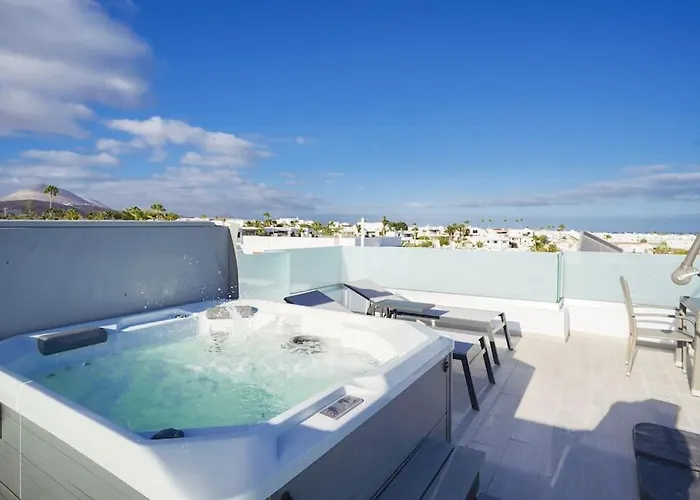 Rooftop Sea View With Jacuzzi And A/c Apartament *