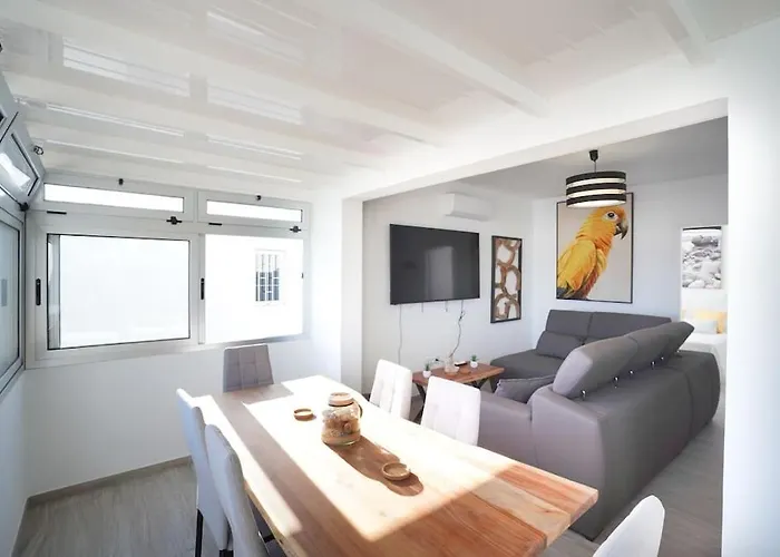 Rooftop Sea View With Jacuzzi And A/c Apartamento Puerto del Carmen (Lanzarote)